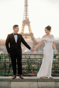 sunrise paris elopement in front of the eiffel tower