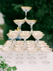  champagne tower for your wedding
