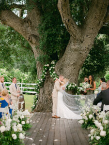 circle oak ranch wedding
