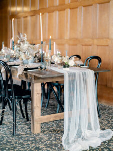 wedding reception table at lairmont manor