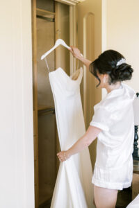 glen manor house wedding bride