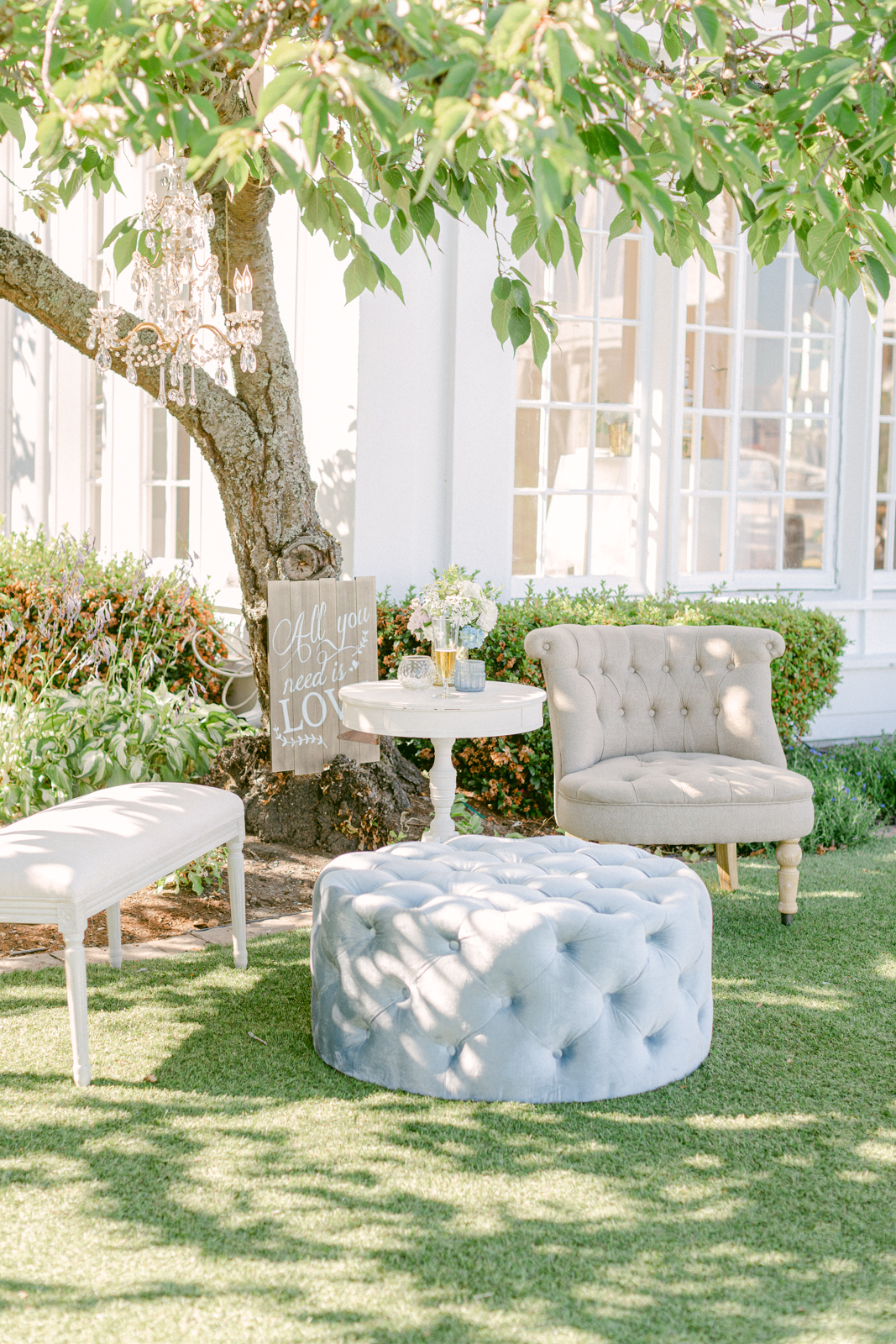 outdoor wedding furniture for renting